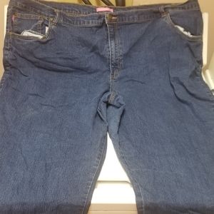 Women's plus size jeans